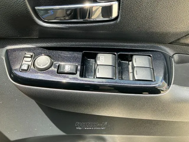 運転席側ドアボタン群 三菱 デリカミニ