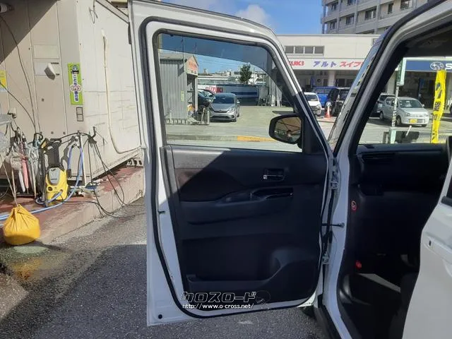 三菱 eKクロススペース