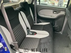 ダイハツ キャスト