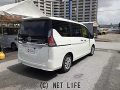 日産 セレナ