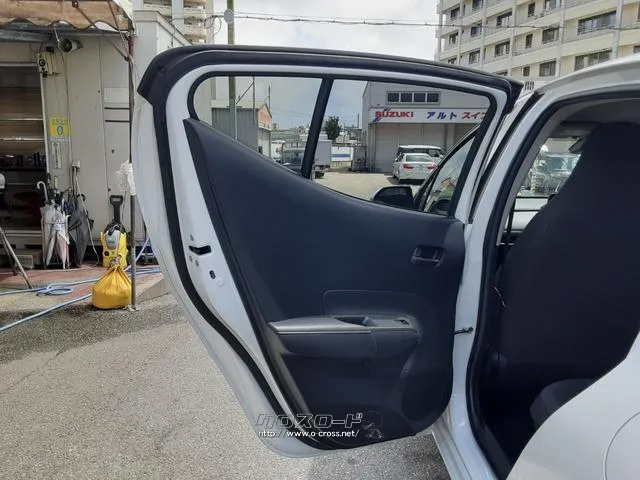 トヨタ アクア