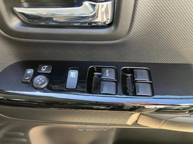 運転席側ドアボタン群 スズキ スペーシア