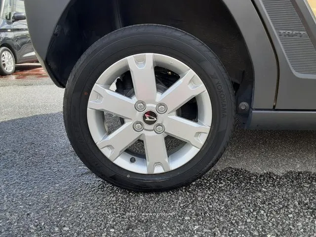 ダイハツ タフト