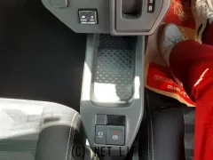ダイハツ タフト