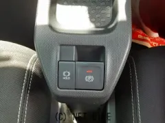 ダイハツ タフト