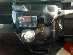 ダイハツ ウェイク