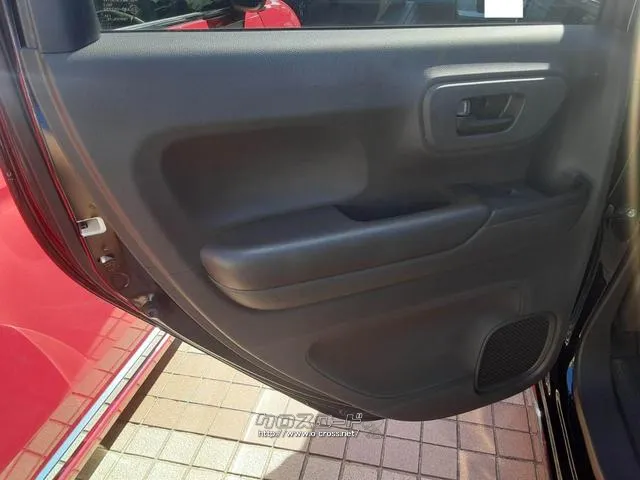 後部座席左ドア ホンダ N-WGN