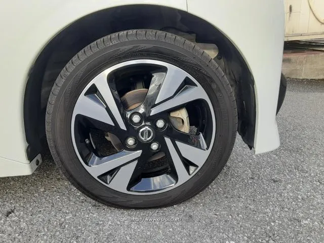 日産 ルークス