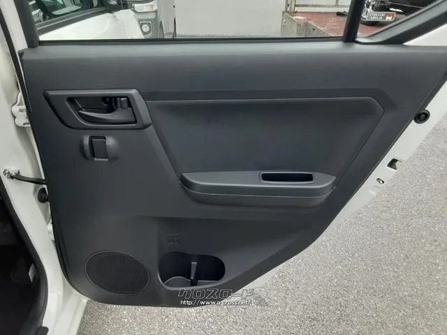 ダイハツ ミライース