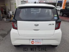 ダイハツ ミライース