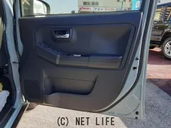 ダイハツ タフト