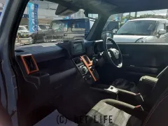 ダイハツ タフト