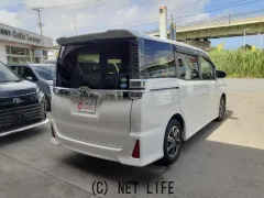 トヨタ ヴォクシー