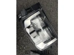 電装系 タフトリアテールランプ右