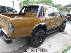 トヨタ ハイラックス