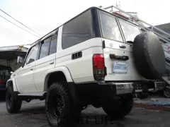 トヨタ ランドクルーザープラド