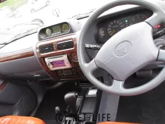 トヨタ ランドクルーザープラド