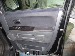 三菱 デリカD：5