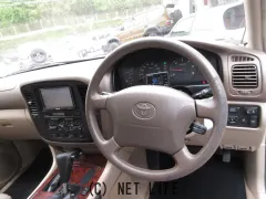 トヨタ ランドクルーザー100