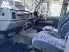 トヨタ ランドクルーザープラド