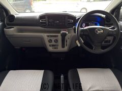 ダイハツ ミライース