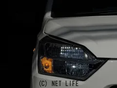 ダイハツ ミライース