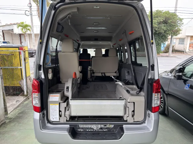 日産 NV350キャラバン