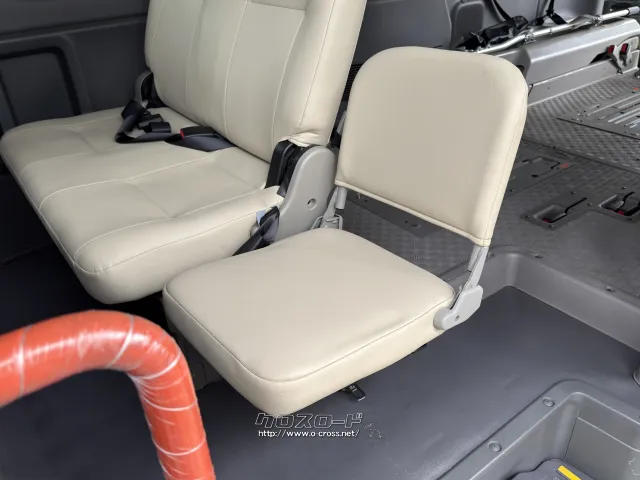 日産 NV350キャラバン