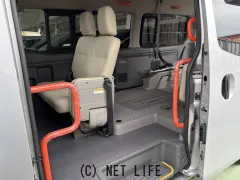 日産 NV350キャラバン