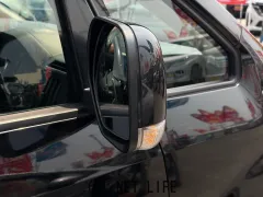 三菱 デリカD：5