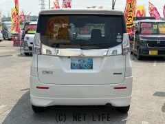 三菱 デリカD：2