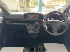 ダイハツ ミライース