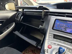 トヨタ プリウス