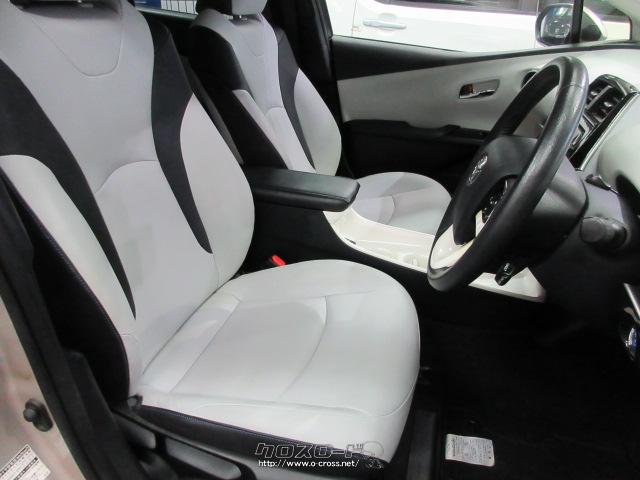 トヨタ プリウス