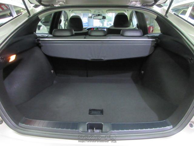 トヨタ プリウス