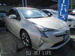 トヨタ プリウス