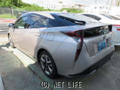 トヨタ プリウス