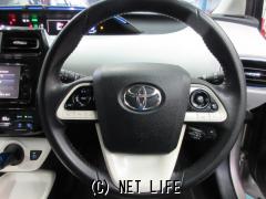 トヨタ プリウス