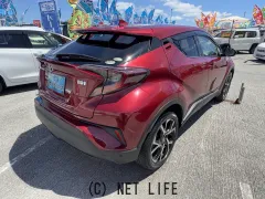 トヨタ C-HR
