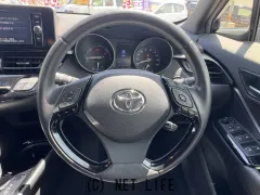 トヨタ C-HR