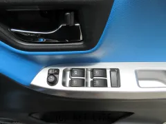 ダイハツ キャスト