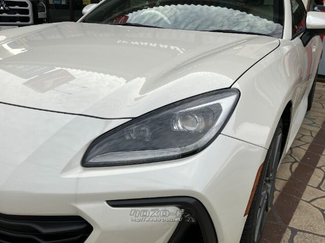 LEDヘッドライト標準装備!暗い夜道もこれで安心ドライブです♪ スバル BRZ