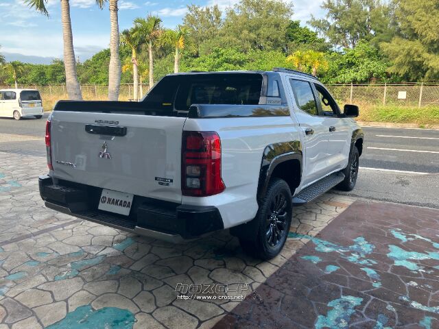 三菱 トライトン