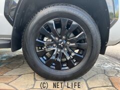 三菱 トライトン