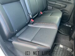 三菱 トライトン