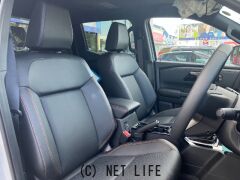 三菱 トライトン