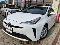 トヨタ プリウス