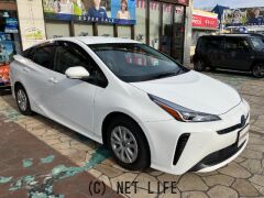 トヨタ プリウス