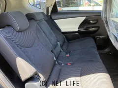 トヨタ プリウスα