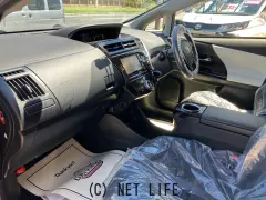 トヨタ プリウスα